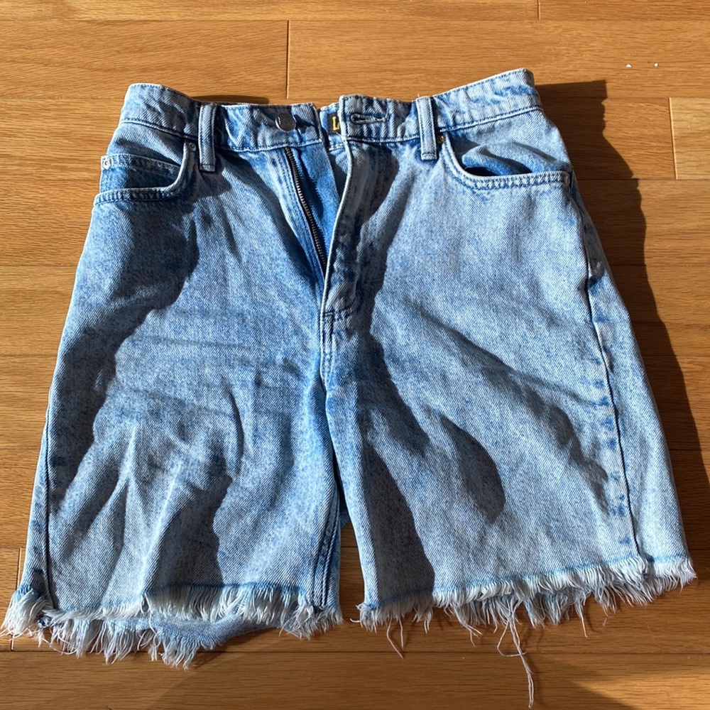 Levi’s high rise Bermuda shorts